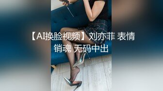    把潘小莲同学的38岁妈妈给上了，其实她妈妈比她女儿更骚，叉开双腿等着我插入，叫声淫荡！