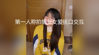 万达广场尾随碎花裙白高跟冷艳骚妇,透明内裤夹在肥臀缝晃来晃去