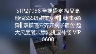 夜总会女厕偷拍黑裤长毛外套美女茂密的黑森林盖在肥鲍上