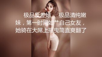 某化妆品柜姐偷懒跳热舞