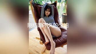 2023-3-21【足浴寻欢】光头佬约了个乖巧妹妹，一线天美忍不住要舔，张开双腿抽插