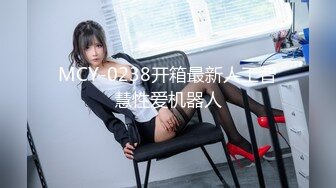 SWAG『nanababe』在星级酒店玩3P 一个内射 一个口爆