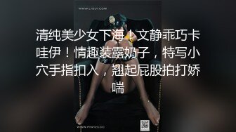 大胆在公厕公然自慰