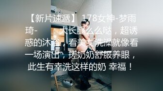 猫女仆会满足主人的一切要求哦，穿著白丝双马尾，被拽著马尾操