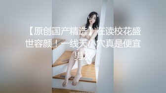 乖巧女友，随时准备吞鸡巴