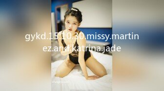 TWTP 游乐场女厕全景偷拍几个撅着屁股嘘嘘的高颜值美女2 (4)