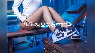 离异熟女在家约炮小奶狗(跟她儿子一般年纪) 舌吻吃奶69舔逼后无套操她 射在她的肚皮上